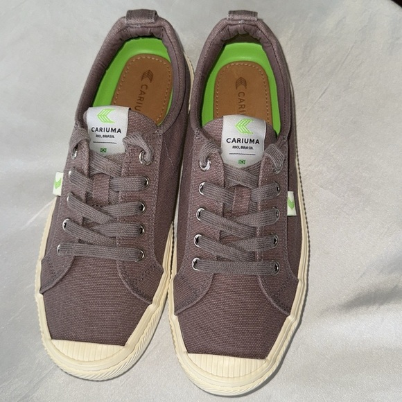 Cariuma OCA Low in Mystic Grey Canvas Sneakers Sz 8 Preppy Streetwear - Picture 5 of 15